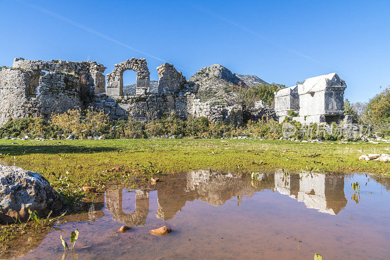 来自Dodurga村的Sidyma古城。Fethiye, Mugla，土耳其。